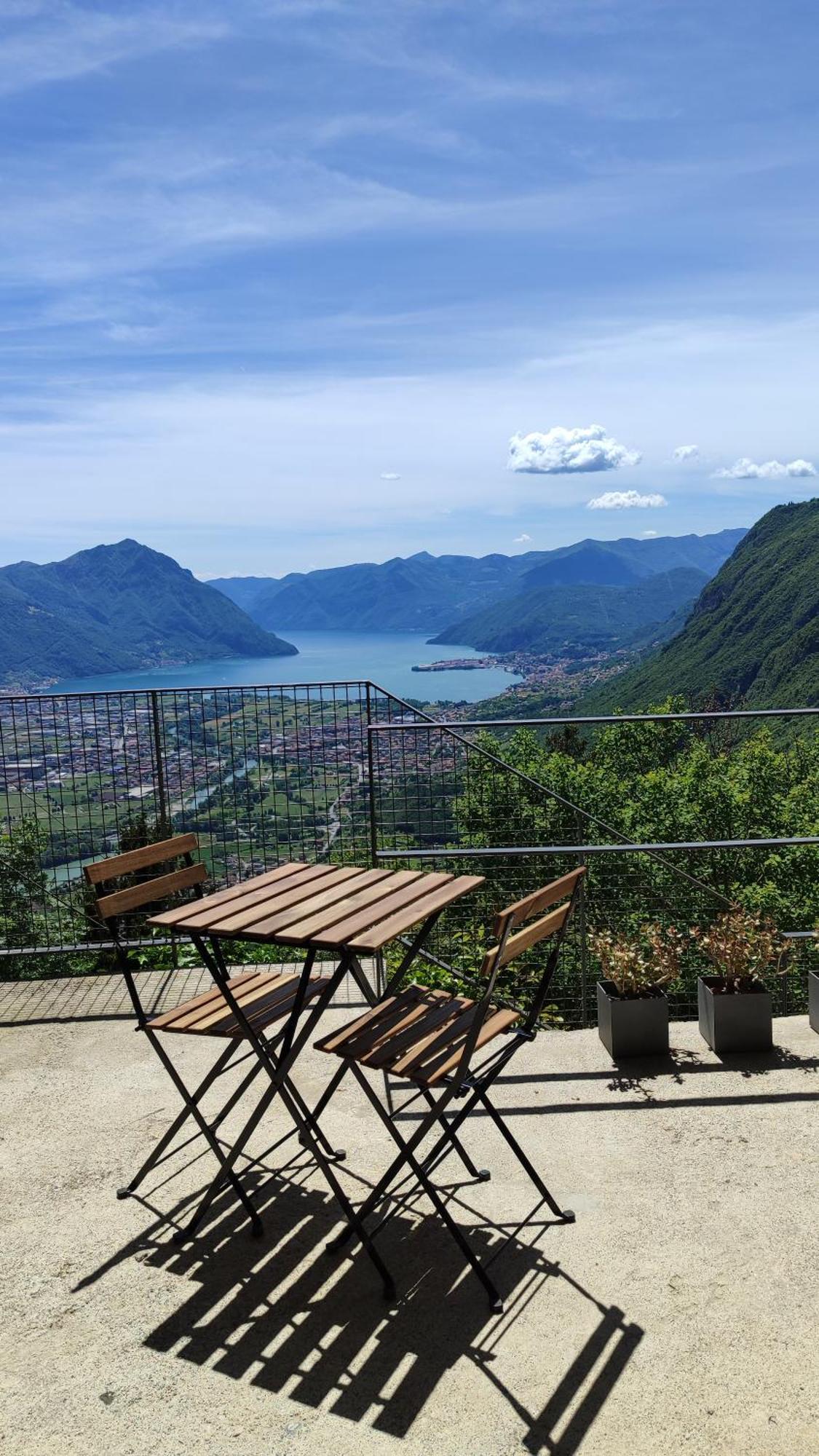 La Casa Di Cesare Hotell Rogno Exteriör bild