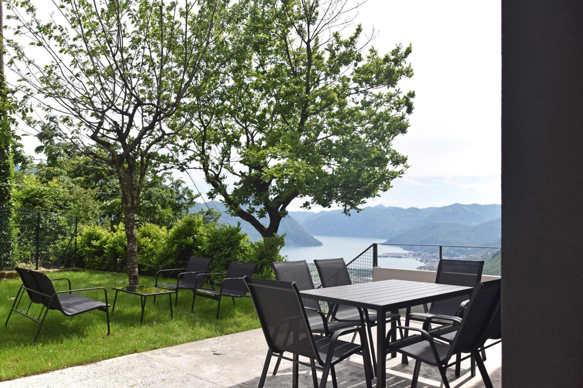 La Casa Di Cesare Hotell Rogno Exteriör bild